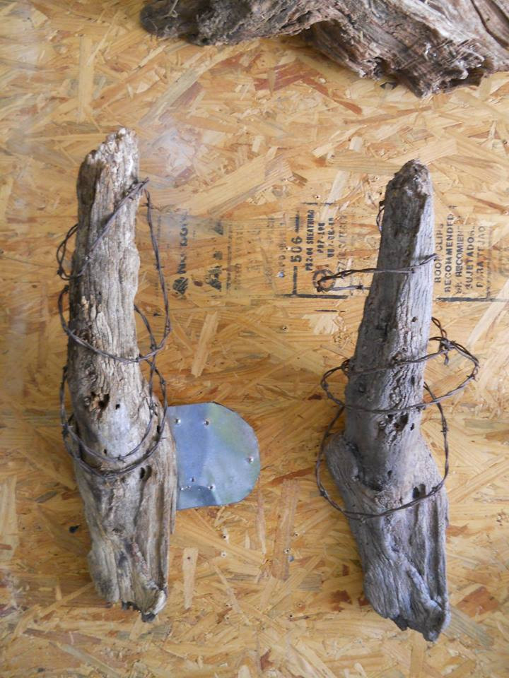 cast-driftwood.jpg cast-driftwood.jpg